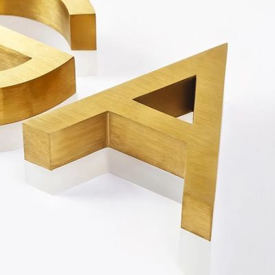 Εξωτερική σήμανση Βασικό προσαρμοσμένο μέγεθος Μεταλλικές φωτεινές πινακίδες με 3D γράμμα καναλιού