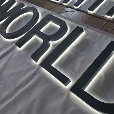 Προσαρμοσμένη Laser Cutting 3D Metal Titanium Wall Logo Signs για τοποθέτηση στον τοίχο