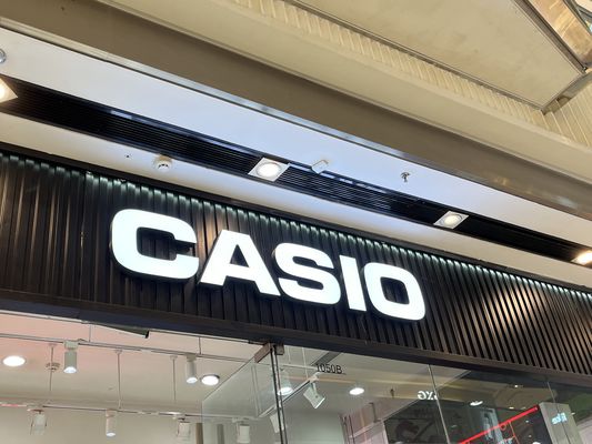 Προσαρμοσμένο 3d εσωτερικό από ανοξείδωτο χάλυβα τοίχος γράμμα λογότυπο Σημάδι με φωτεινή επίδραση οθόνη