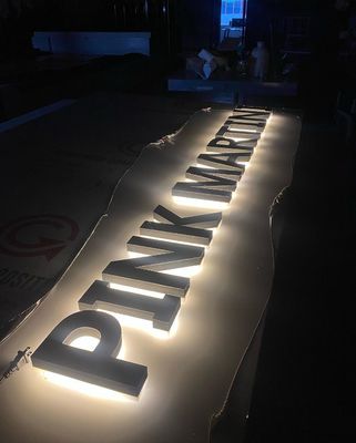 Μοντέλα LED Πηγή φωτός Επιχειρηματική πινακίδα για διαφήμιση εσωτερικού και εξωτερικού γραφείου