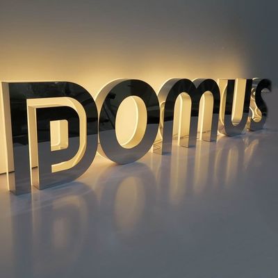 Χιόνι Σύγχρονη απλότητα 3D LED φωτισμένο γράμμα Σημάδι για σταθμούς λεωφορείων Αναπροσαρμοστής τροφοδοσίας