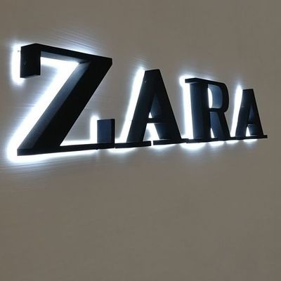 2024 Ακρυλικό χιόνι εσωτερικό επιχειρηματικό τοίχωμα ZARA LED Metal Προσαρμοσμένα 3D Backlit γράμματα