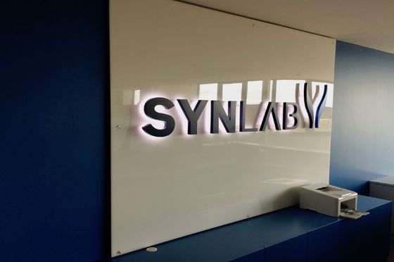 Προσαρμοσμένο φωτισμένο εσωτερικό φως Led Letter Wall Sign με DC 12V είσοδο τάσης