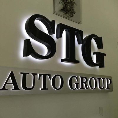 Στον τοίχο τοποθετημένα LED γράμματα LED φωτισμένη πινακίδα για εσωτερική εμπορική σήμανση